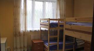 Гостиница Май Хостел Владимир Спальное место на двухъярусной кровати в общем номере для мужчин и женщин-4
